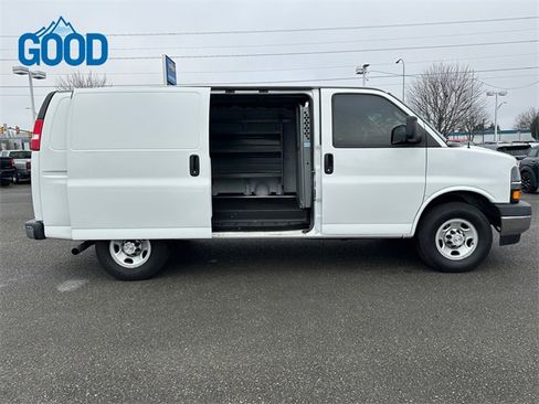 Used 2020 Chevrolet Express 2500 w/ Driver Convenience Package image 31