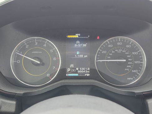 Used 2021 Subaru Crosstrek 2.5i Sport w/ Moonroof Package AWD/4WD image 19