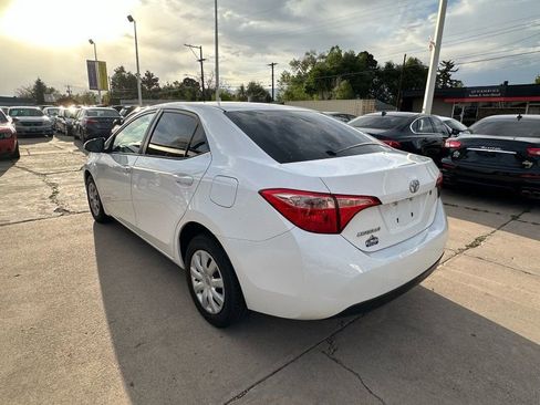 Used 2017 Toyota Corolla L FWD image 5
