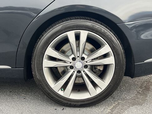 Used 2015 Mercedes-Benz S 550 Sedan image 31