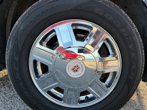 Used 2007 Cadillac DTS FWD image 23