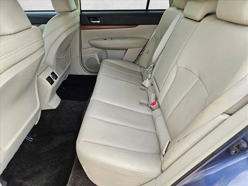 Used 2014 Subaru Outback 2.5i Limited image 18