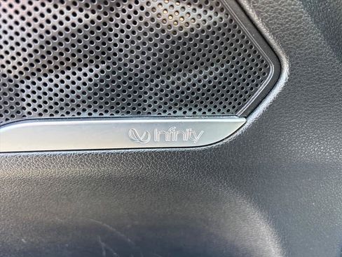 Used 2019 Hyundai Santa Fe Limited FWD image 16