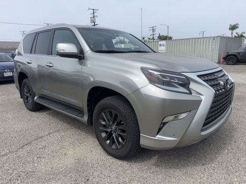 Used 2023 Lexus GX 460 Premium w/ Premium Package image 3