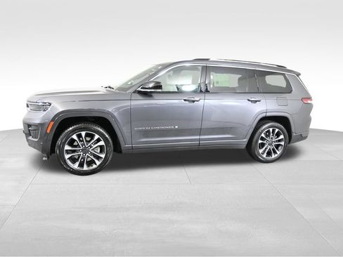 Used 2023 Jeep Grand Cherokee L Overland AWD/4WD image 2