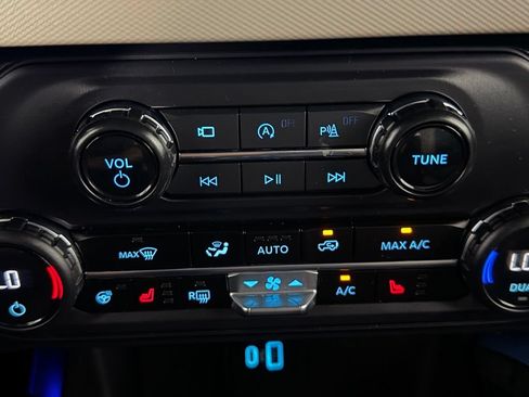 Used 2024 Ford Bronco Wildtrak AWD/4WD image 20