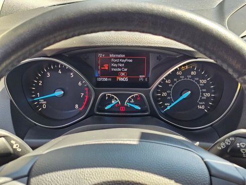 Used 2019 Ford Escape SEL AWD/4WD image 25
