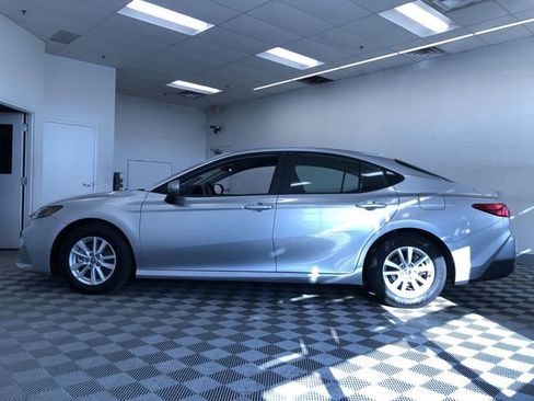 Certified 2025 Toyota Camry LE image 11