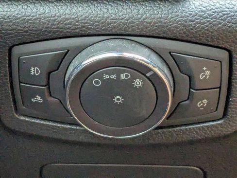 Used 2019 Ford F150 Lariat image 18