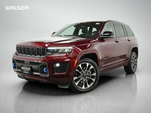 Used 2023 Jeep Grand Cherokee Overland w/ Luxury Tech Group IV AWD/4WD image 1