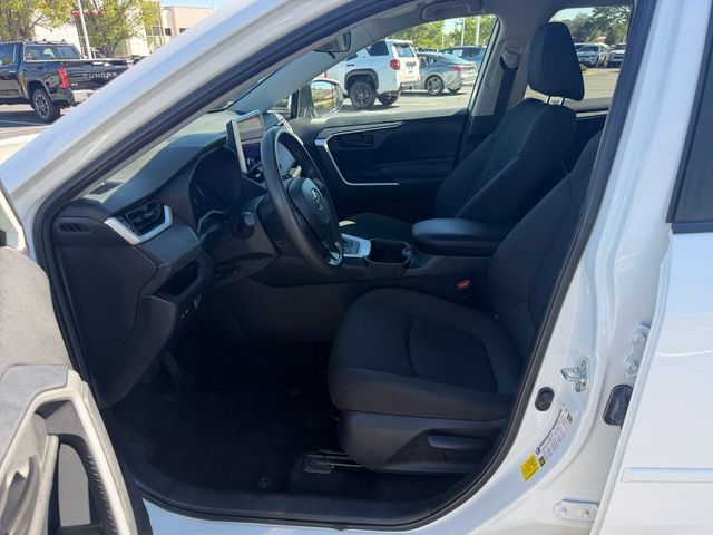 Certified 2024 Toyota RAV4 LE AWD/4WD image 27