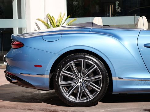 New 2026 Bentley Continental GTC image 9