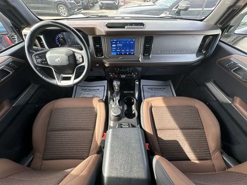 Used 2023 Ford Bronco Outer Banks image 12