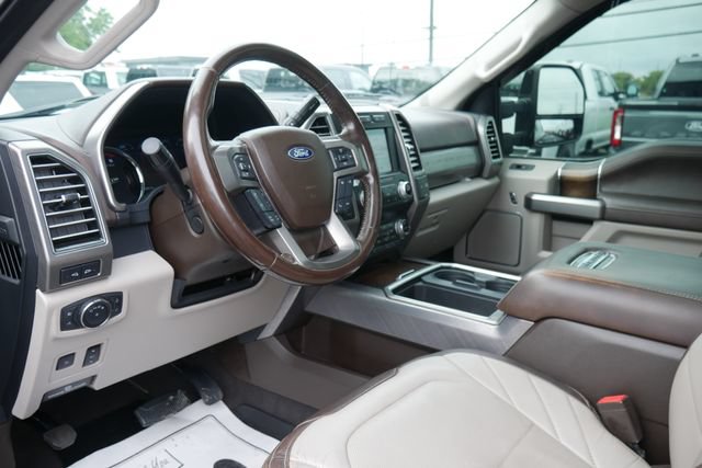 Used 2019 Ford F350 Limited AWD/4WD image 17