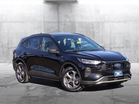 Used 2025 Ford Escape ST-Line image 2