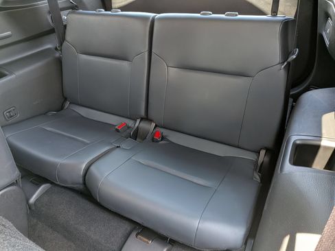 Used 2024 Mitsubishi Outlander SE Black Edition AWD/4WD image 31