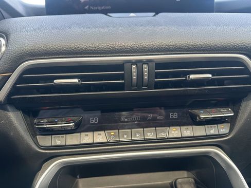 Used 2024 MAZDA CX-90 3.3 Turbo w/ Premium Package image 17