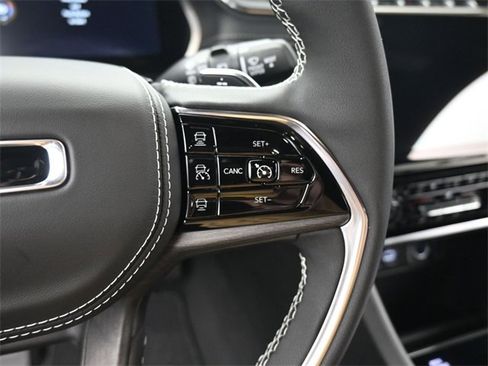 New 2025 Jeep Grand Cherokee L Overland w/ Trailer Tow Package image 34