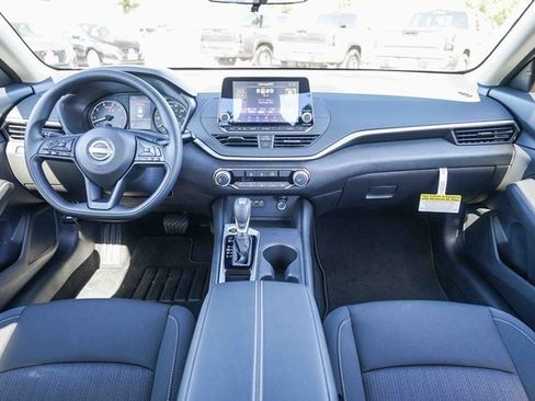 New 2025 Nissan Altima 2.5 S image 13