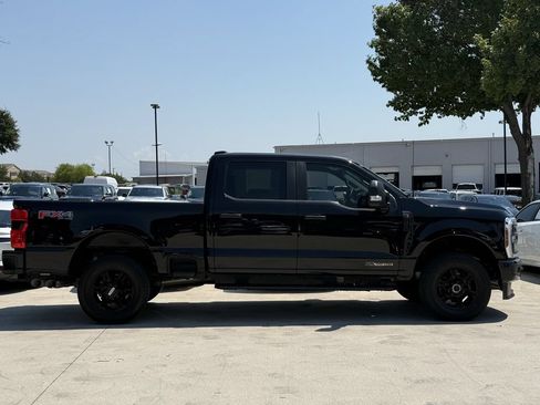 Used 2025 Ford F250 XL w/ STX Appearance Package AWD/4WD image 3