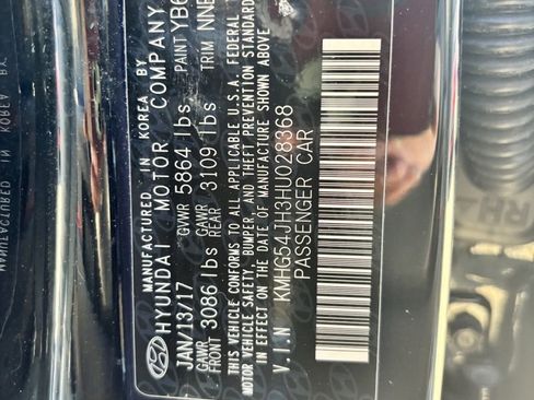 Used 2017 Genesis G90 5.0 Ultimate image 41