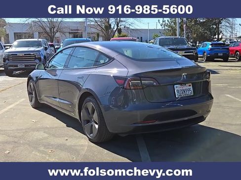 Used 2023 Tesla Model 3 Standard Range image 9