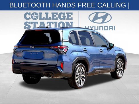 Used 2025 Subaru Forester Touring image 10