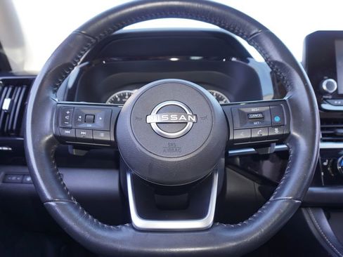 Used 2022 Nissan Pathfinder SV FWD image 23