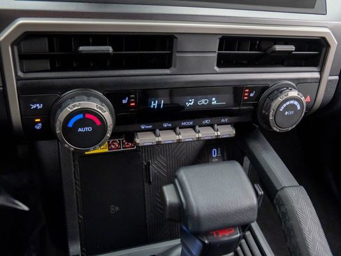 Used 2025 Toyota 4Runner TRD Off-Road Premium image 20