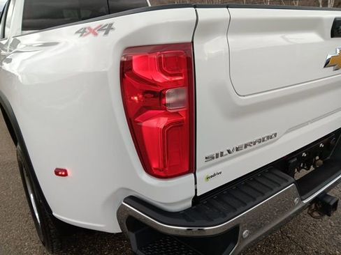 Used 2024 Chevrolet Silverado 3500 LT w/ True North Edition image 44