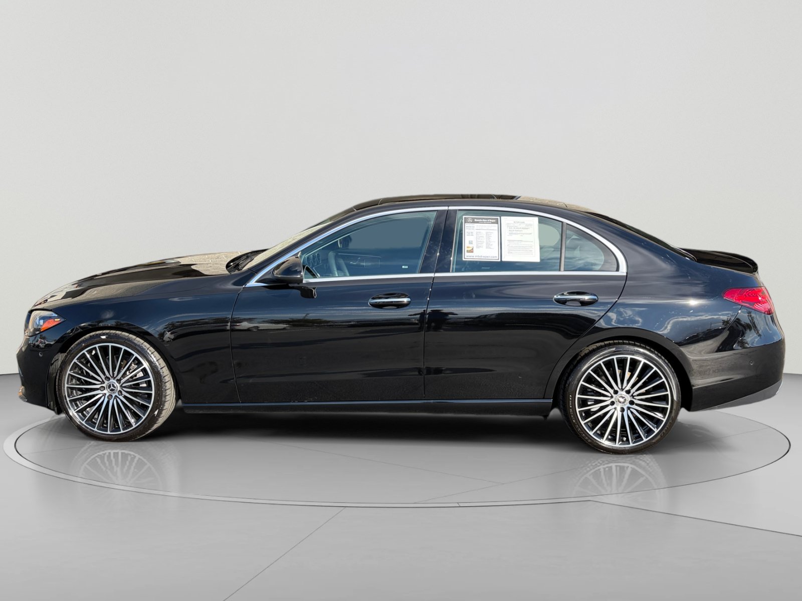 Used 2026 Mercedes-Benz C 300 4MATIC Sedan image 2