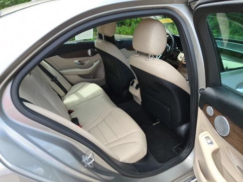 Used 2020 Mercedes-Benz C 300 4MATIC Sedan image 15