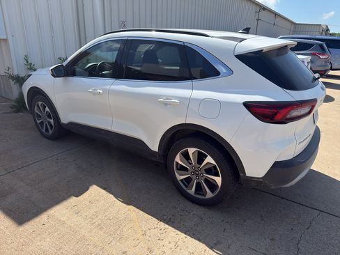 Used 2024 Ford Escape Platinum AWD/4WD image 8