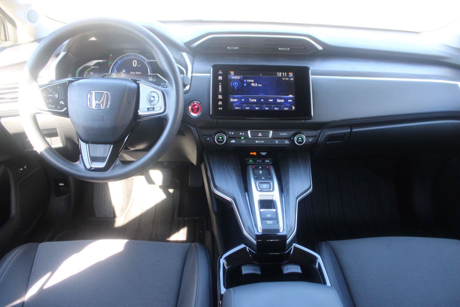 Used 2018 Honda Clarity Plug-In Hybrid image 18