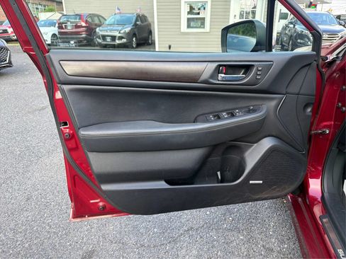 Used 2015 Subaru Legacy 2.5i Limited AWD/4WD image 22
