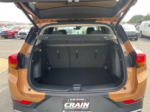 Used 2025 Buick Encore GX Preferred w/ Advanced Technology Package image 7