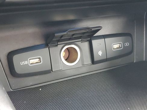 Used 2023 Hyundai Tucson Limited image 31