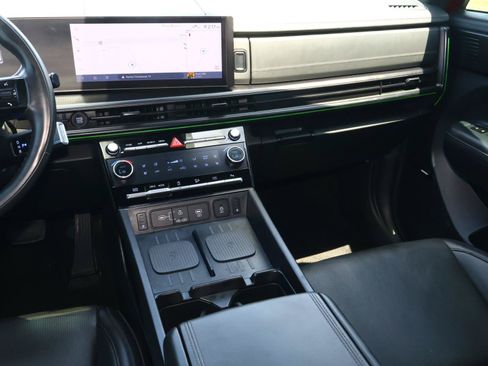 Used 2024 Hyundai Santa Fe Calligraphy FWD image 10