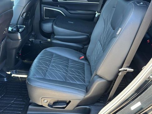 Used 2025 Kia Telluride SX Prestige X-Pro AWD/4WD image 18
