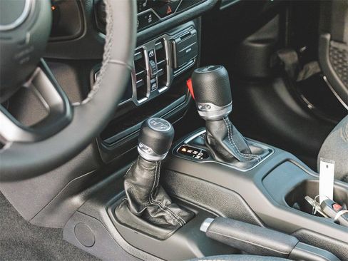 New 2025 Jeep Wrangler Sport S image 33