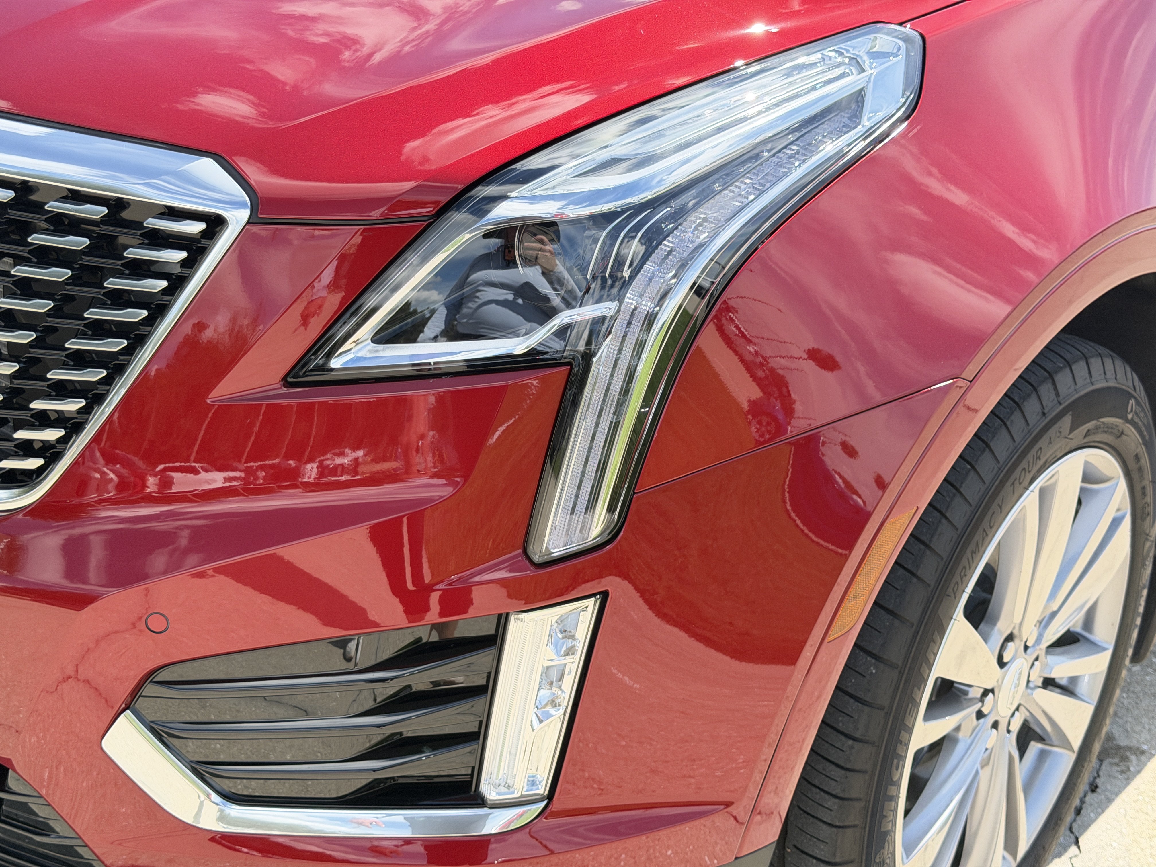 Certified 2024 Cadillac XT5 Premium Luxury FWD image 8