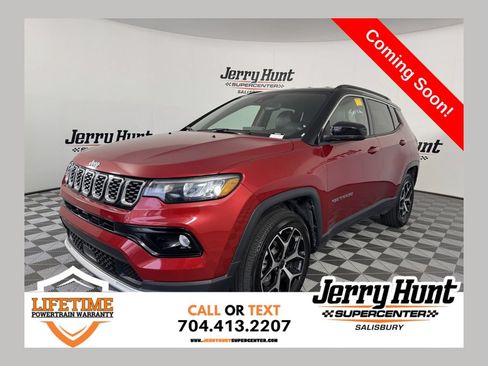 Used 2025 Jeep Compass Limited AWD/4WD image 1