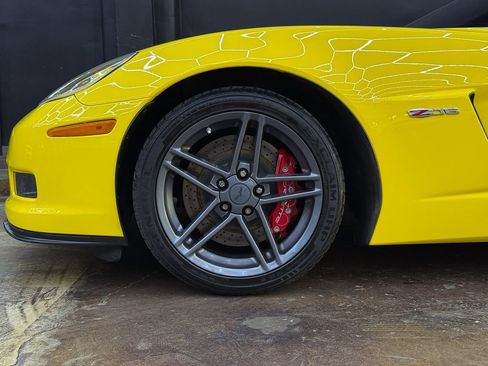 Used 2006 Chevrolet Corvette Z06 w/ Preferred Equipment Group RWD image 3
