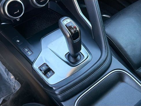 Used 2018 Jaguar E-PACE S image 29