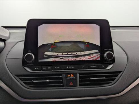 Used 2022 Nissan Altima 2.5 SV FWD image 27