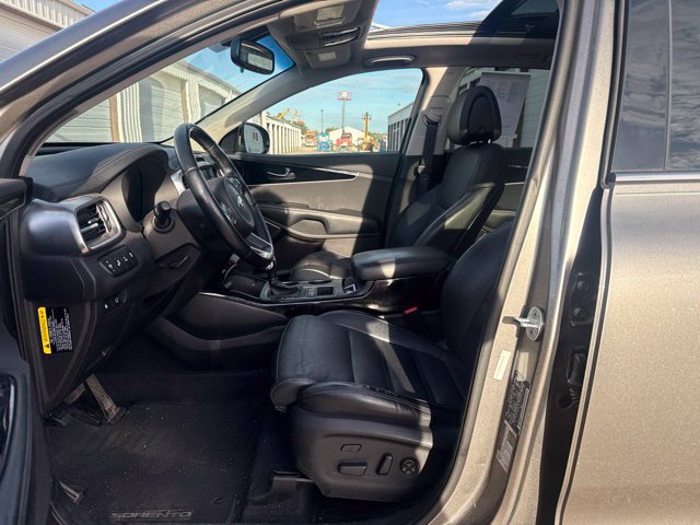 Used 2016 Kia Sorento SX AWD/4WD image 4