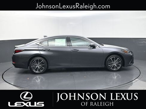 New 2025 Lexus ES 350 w/ Premium Package image 6