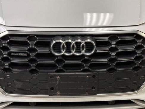 Used 2023 Audi Q5 2.0T Premium w/ Convenience Package AWD/4WD image 8
