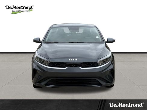 Used 2022 Kia Forte LXS w/ LXS Technology Package FWD image 6