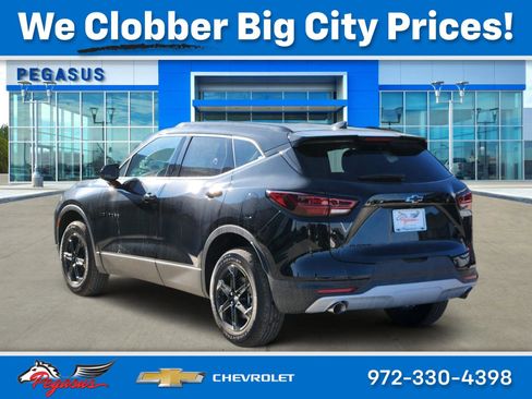 New 2026 Chevrolet Blazer LT w/ Midnight/Sport Edition image 4